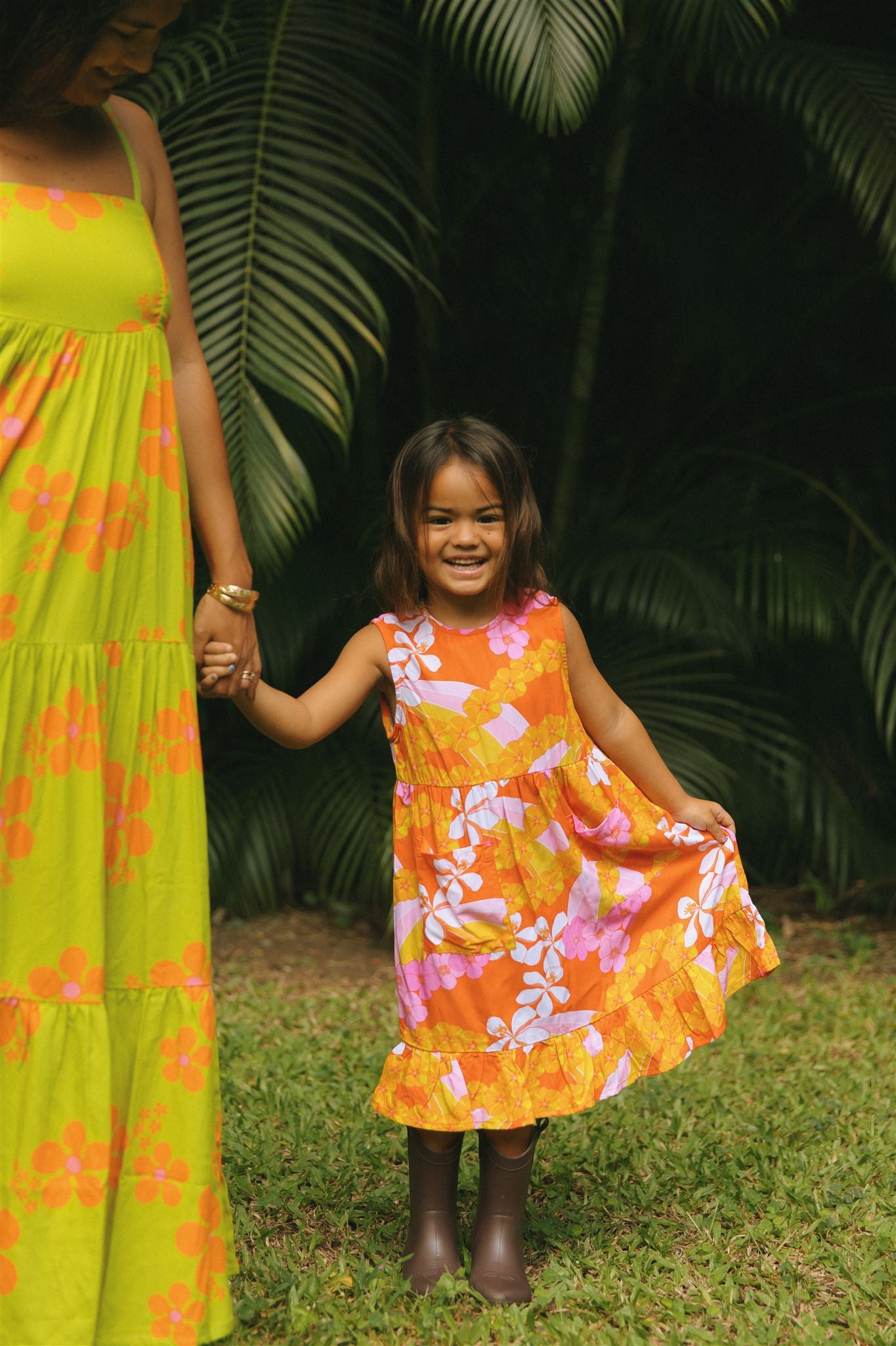 Kaliko Girlʻs Dress in Ilima Dream