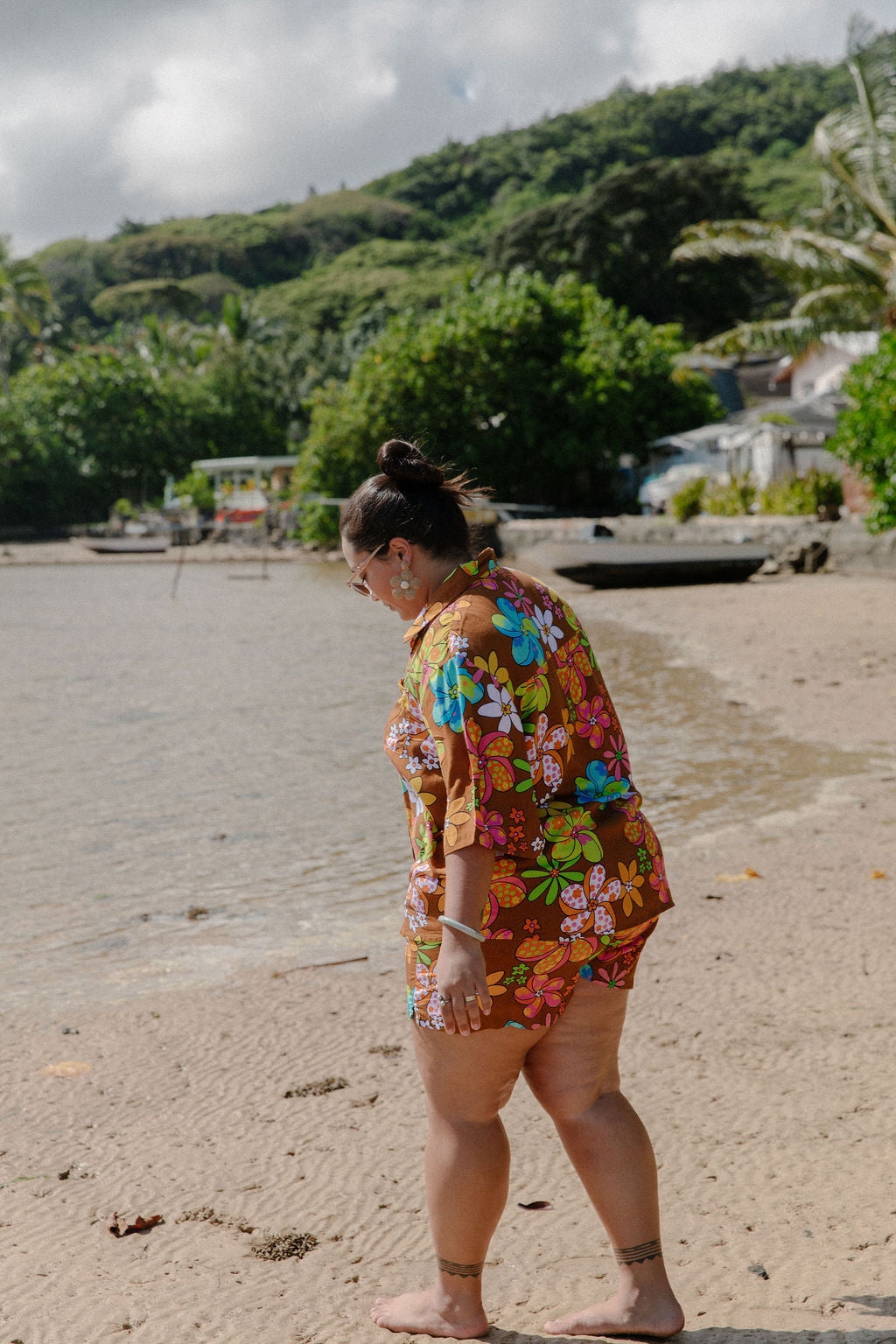 Brook Shorts in Groovy Pua Power