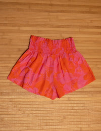 Beverly Shorts in Mod Strawberry Guava