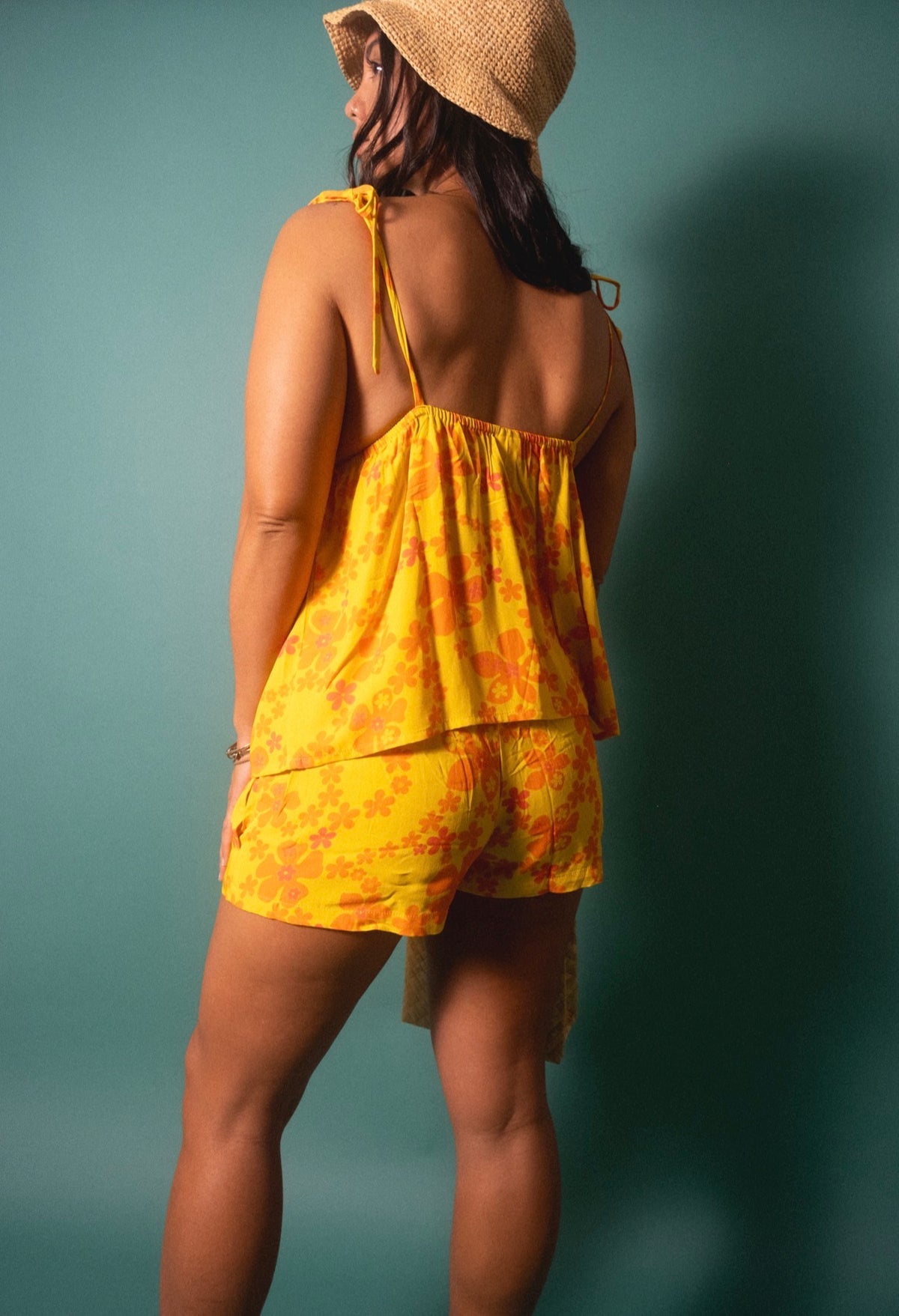 Beverly Shorts in Mango Lei