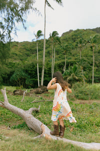 Kaliko Girlʻs Dress in Anuenue Waves